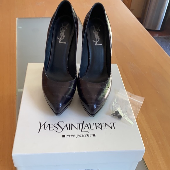 Rive Gauche Pumps w/Heel tips As-Is see pics - Picture 3 of 7